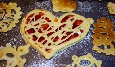 Heart crepes