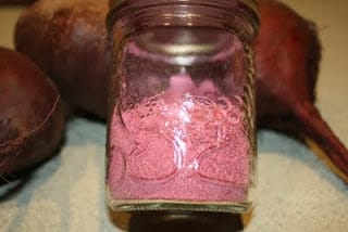 beet powder in jar