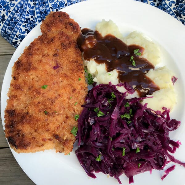 schnitzel and red cabbage