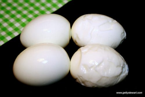 boiled eggs smooth easy peeling