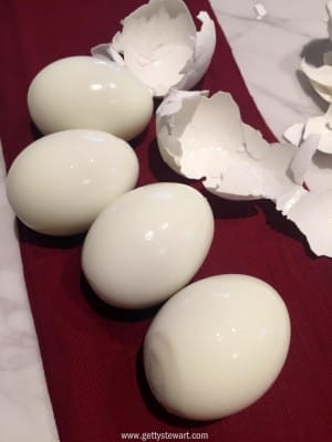 smooth eggs with shell