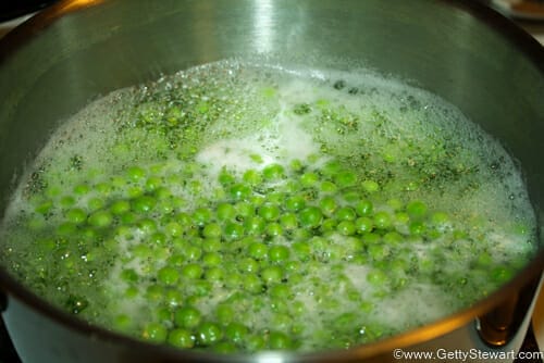 blanch peas to freeze peas