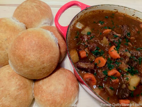 beef stew with buns