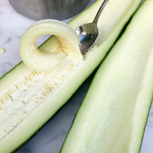 remove core from zucchini
