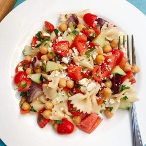 Mediterranean Tomato and Cucumber Pasta Salad