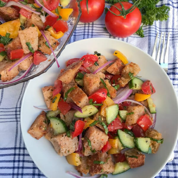 Panzanella – Bread Salad with Tomatoes and Basil