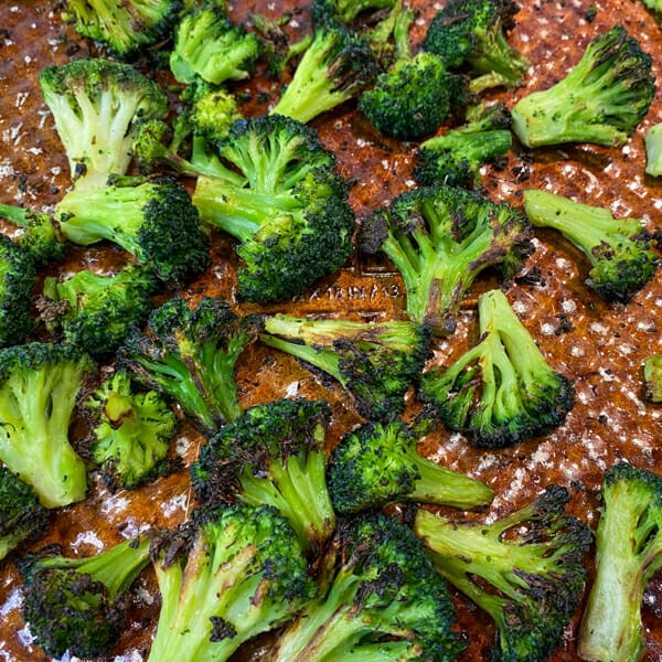 finished roasted broccoli
