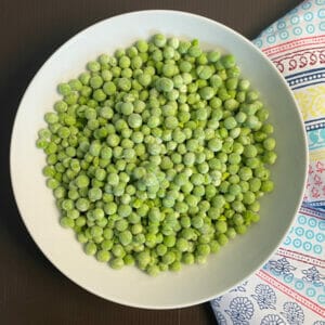 Two Ways to Cook Frozen Peas – Quick, Easy and Tasty