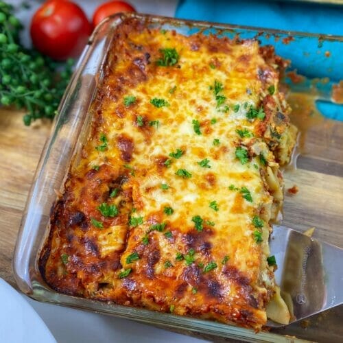 finished baked pasta with spatula