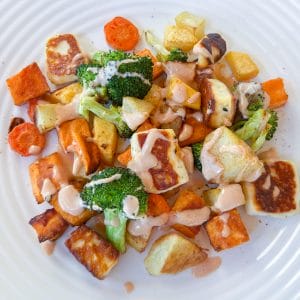 Easy Roasted Vegetable and Halloumi Sheet Pan Dinner with Sauce